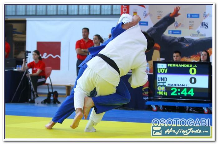 CEU2011 200059